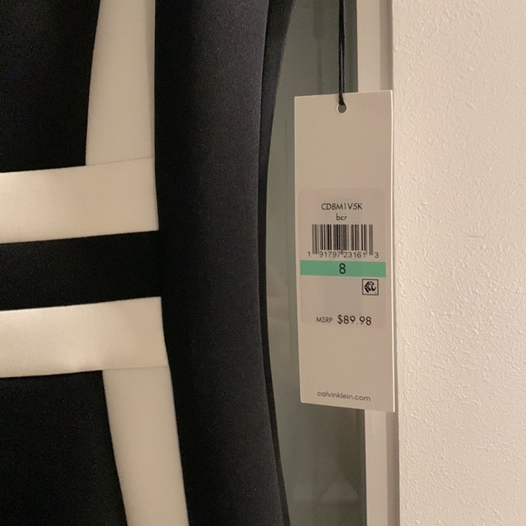 Black and white Calvin Klein dress - Picture 4 of 4